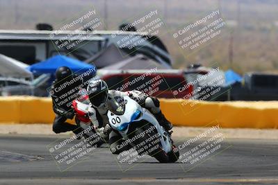 media/Apr-09-2022-SoCal Trackdays (Sat) [[c9e19a26ab]]/Turn 2 (1140am)/